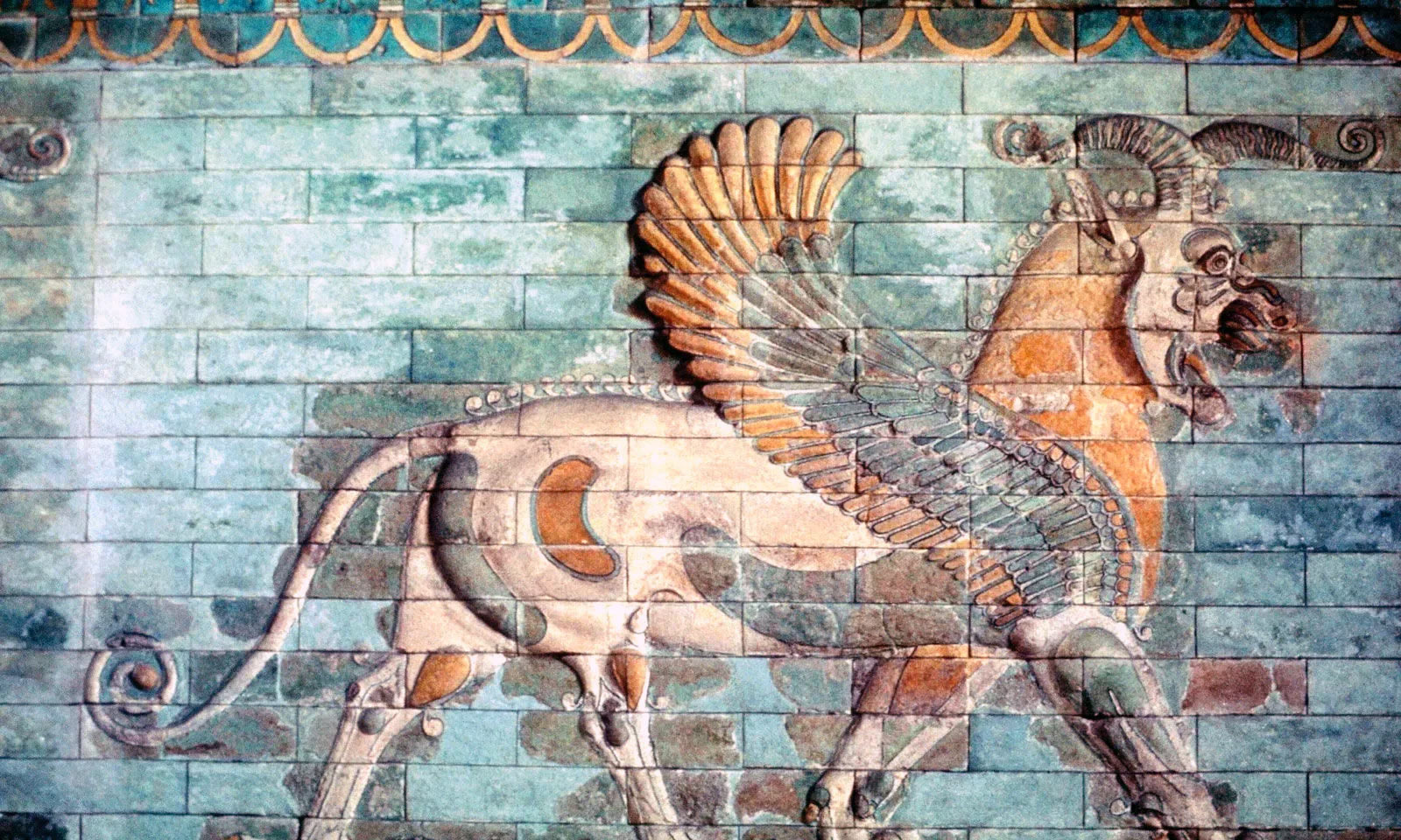 Мозаика в традиционном для Персидской империи стиле