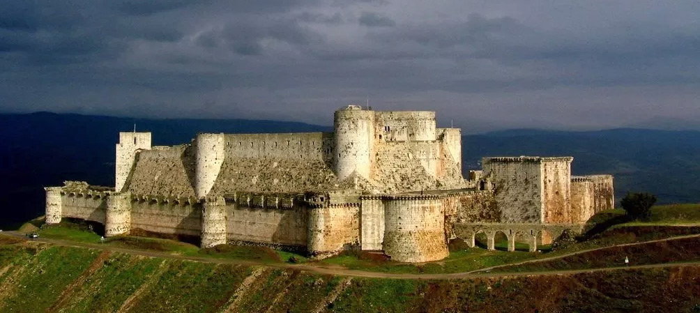Крепость Крак де Шевалье - твердыня госпитальеров в Святой земли